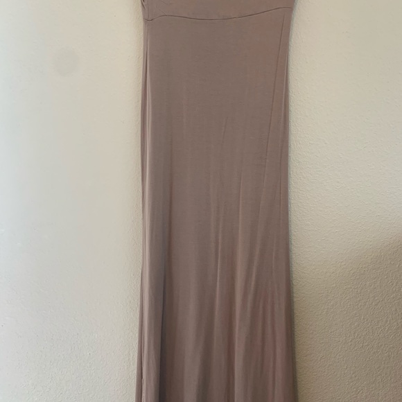 Maxi skirt with slit - Picture 3 of 4